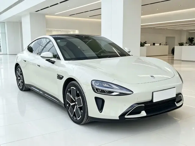 Xiaomi SU7 — Фото автомобиля 3