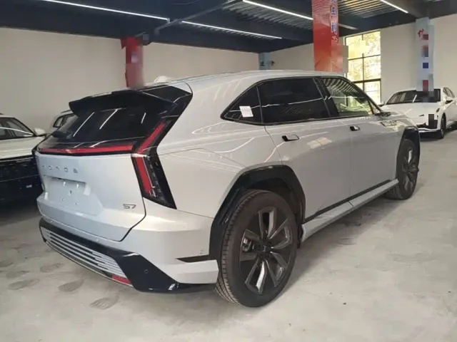 Honda Dongfeng S7 — Фото автомобиля 6