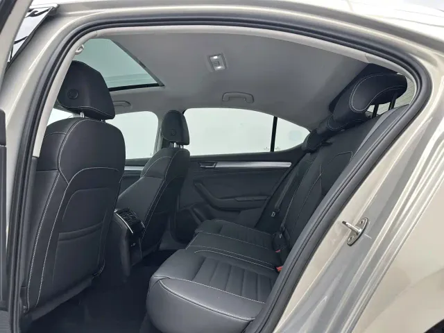 Skoda Superb — Фото автомобиля 6