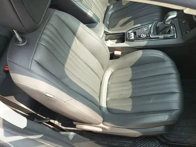 Peugeot 408 — Фото автомобиля 24
