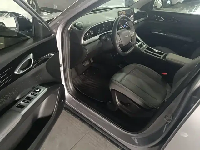 Geely Starry Wish — Фото автомобиля 15