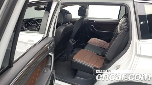 Volkswagen Tiguan — Фото автомобиля 13