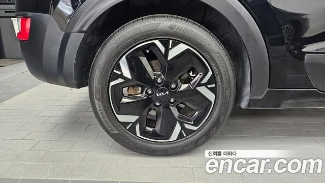 Kia Niro — Фото автомобиля 5