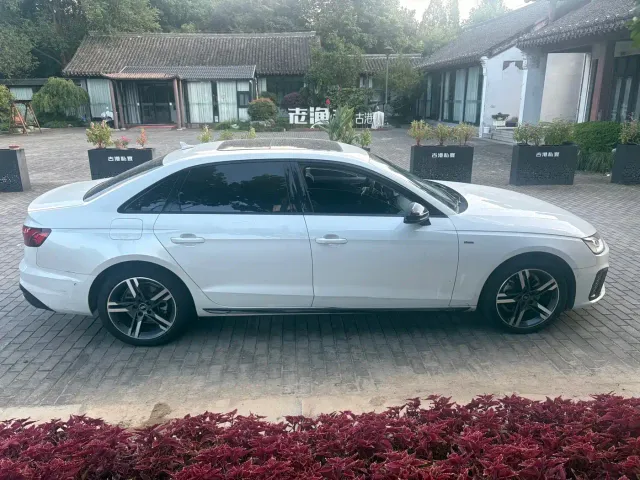 Audi A4L — Фото автомобиля 7