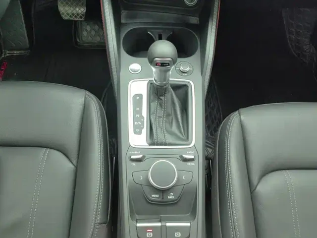 Audi Q2L — Фото автомобиля 16