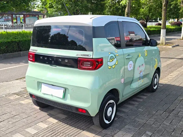 Wuling Hongguang Mini EV — Фото автомобиля 6