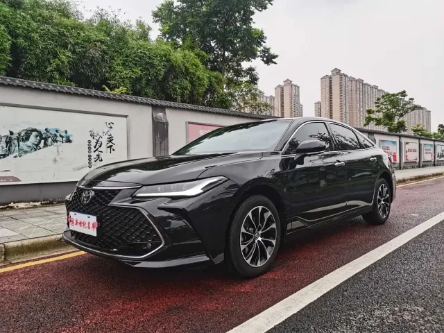 Фотография автомобиля — Toyota Avalon