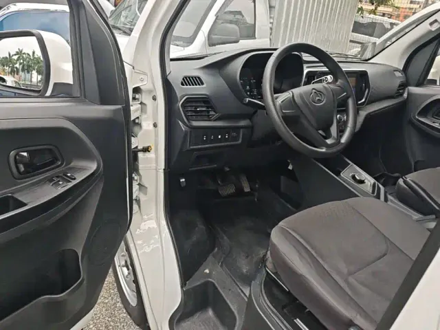 Changan Ruixing EM80 — Фото автомобиля 15