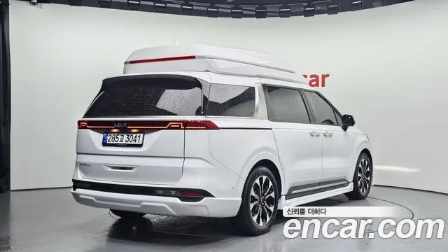 Kia Canival Carnival 4 поколение 9 мест Hi-Limousine(Спецкузов) — Фото автомобиля 2