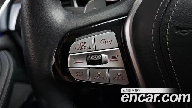 BMW 5 Series G30 — Фото автомобиля 29