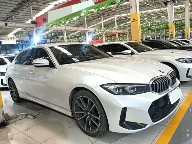 BMW 3 Series — Фото автомобиля 2