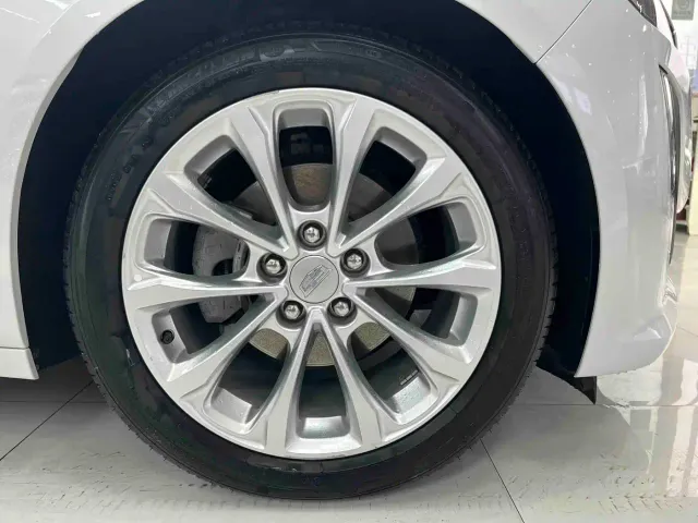 Cadillac CT5 — Фото автомобиля 15