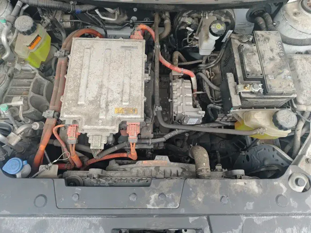 Dongfeng Fengshen E70 — Фото автомобиля 9