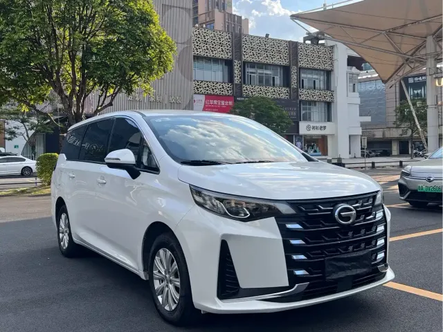 GAC Trumpchi M6 — Фото автомобиля 8