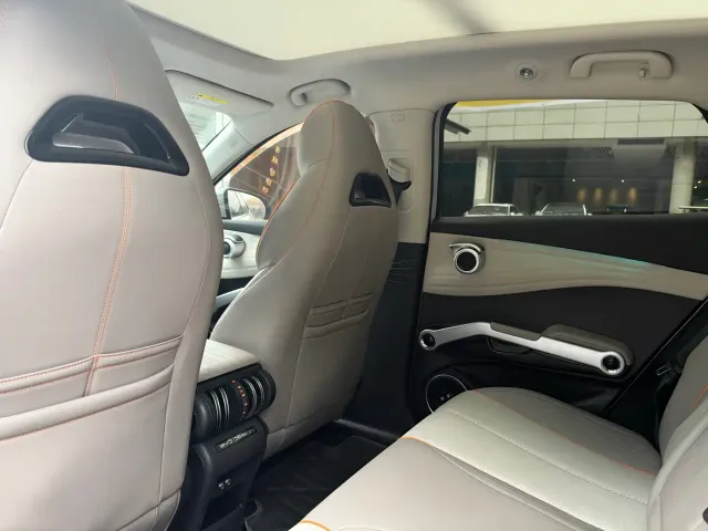 BYD Yuan PLUS — Фото автомобиля 6