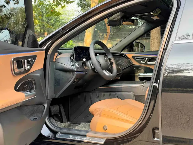 Mercedes-Benz E-Class — Фото автомобиля 6