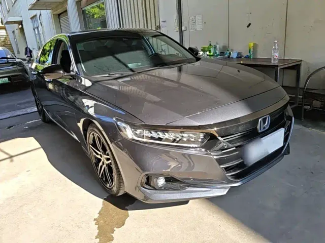 Honda Accord — Фото автомобиля 3