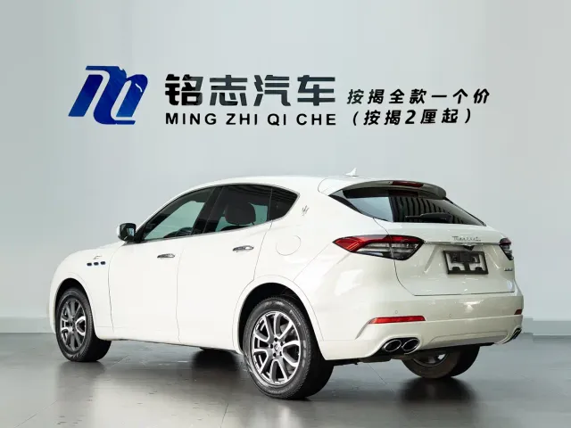 Maserati Levante — Фото автомобиля 4