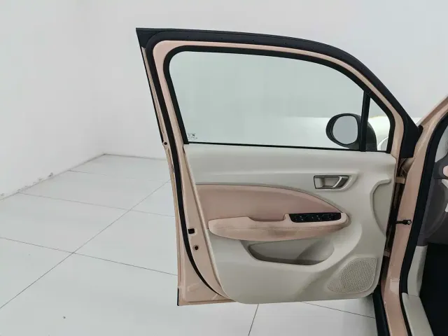 Leapmotor Leapmotor T03 2023 310 Light Edition — Фото автомобиля 14
