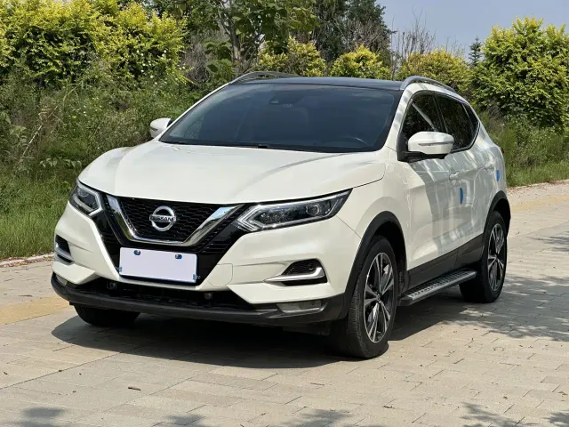 Фотография автомобиля — Nissan Qashqai