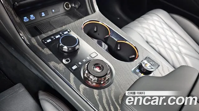 Genesis GV80 — Фото автомобиля 8