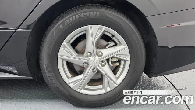 Hyundai Sonata Sonata (DN8) 2.0 LPG(Для проката) — Фото автомобиля 20