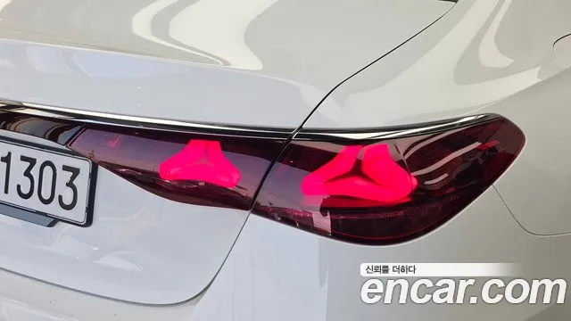 Mercedes-Benz E-Class W214 — Фото автомобиля 8