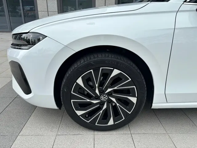Volkswagen Sagitar — Фото автомобиля 24