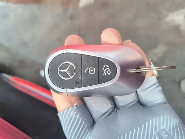 Mercedes-Benz C-Class — Фото автомобиля 8