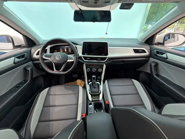 Volkswagen T-Roc — Фото автомобиля 16