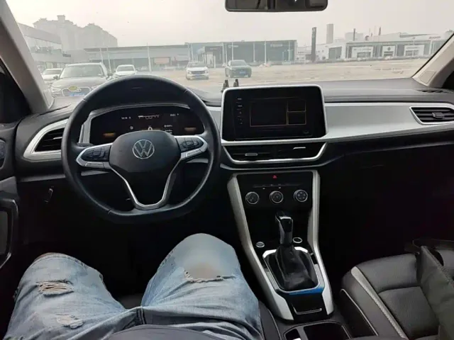 Volkswagen Volkswagen T-ROC 2024 280TSI DSG 2WD Time Edition — Фото автомобиля 9