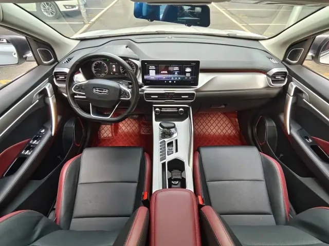 Geely Binyue — Фото автомобиля 12