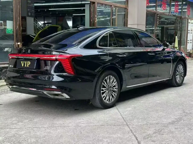 Hongqi H5 — Фото автомобиля 6