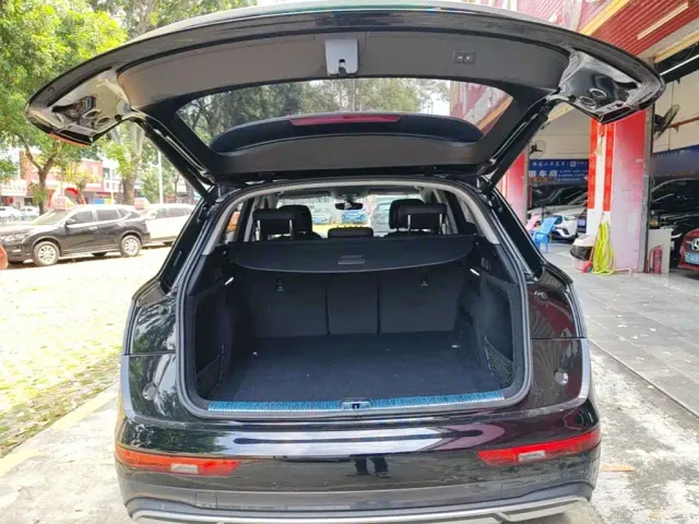 Audi Q5L — Фото автомобиля 18