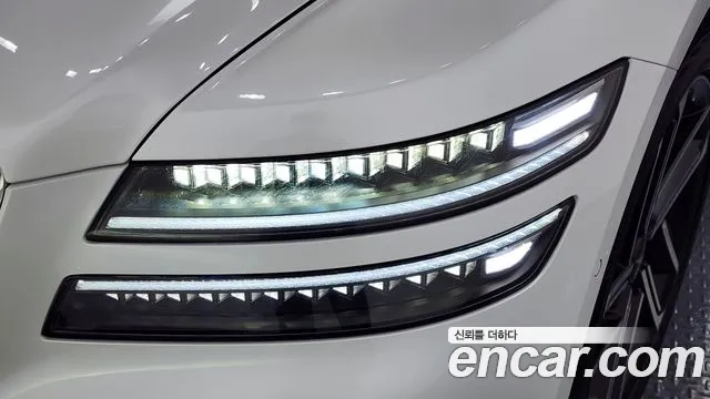 Genesis G80 Бензин 2.5 турбо AWD — Фото автомобиля 6