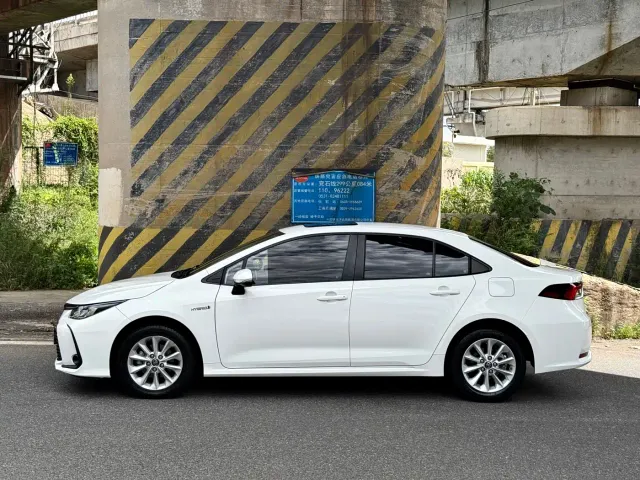 Toyota Corolla — Фото автомобиля 6