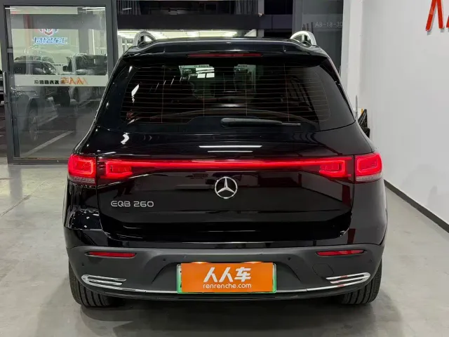 Mercedes-Benz EQB — Фото автомобиля 17