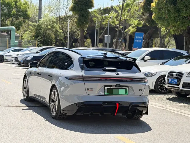 Nio ET5 Touring — Фото автомобиля 3