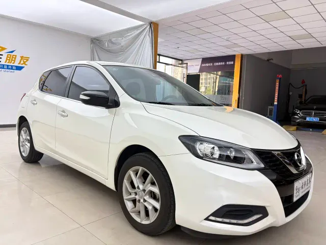Nissan Tiida — Фото автомобиля 10
