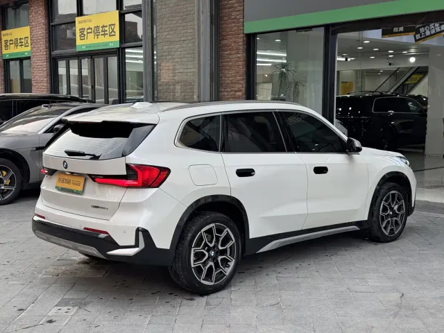 BMW X1 — Фото автомобиля 6