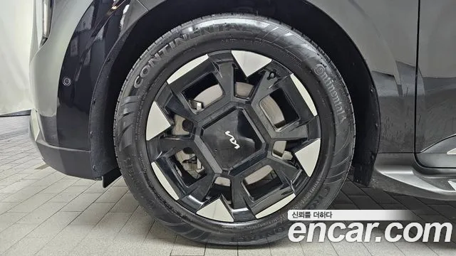 Kia Canival Новый Carnival 4 поколение Бензин 4 места Hi-Limousine — Фото автомобиля 5