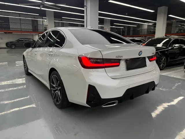 BMW 3 Series — Фото автомобиля 25
