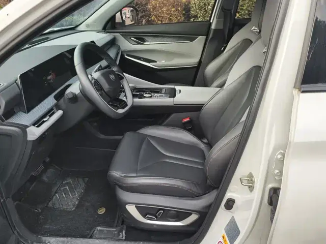 Changan CS75 Plus — Фото автомобиля 9