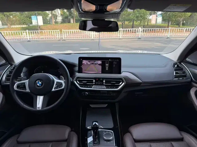 BMW X3 — Фото автомобиля 10