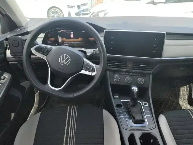 Volkswagen Bora — Фото автомобиля 12