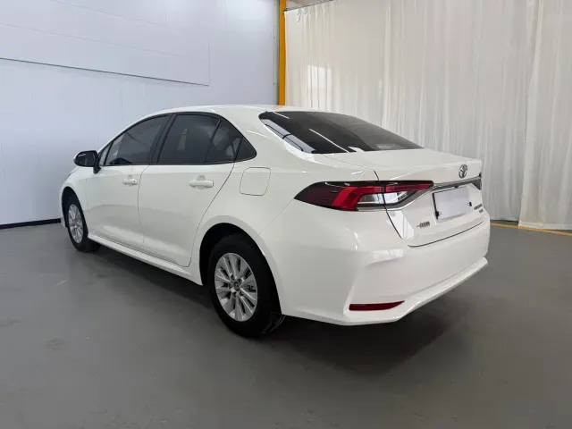 Toyota Corolla — Фото автомобиля 4