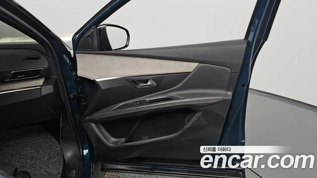 Peugeot 3008 — Фото автомобиля 23