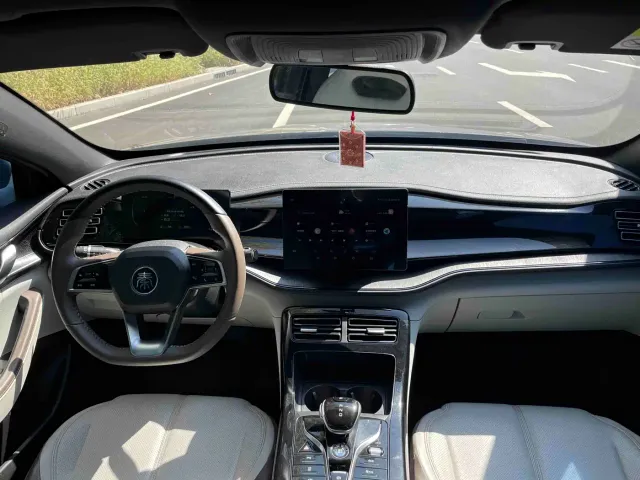 BYD Qin PLUS — Фото автомобиля 9