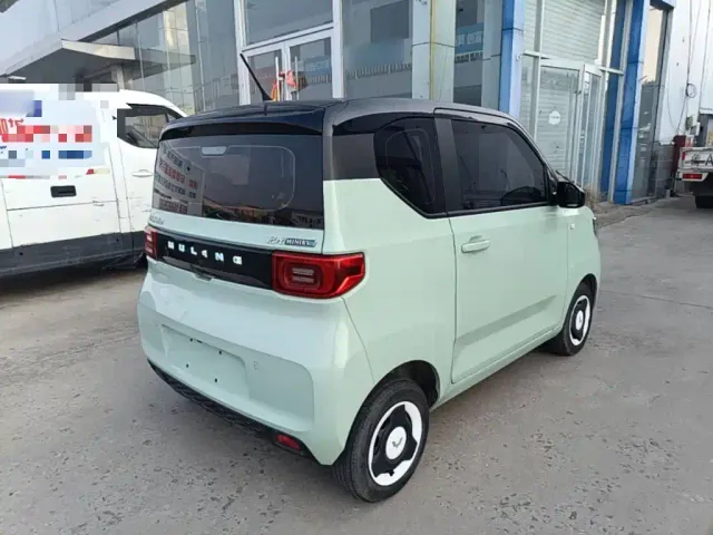 Wuling Hongguang Mini EV — Фото автомобиля 6