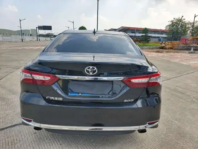 Toyota Camry — Фото автомобиля 7